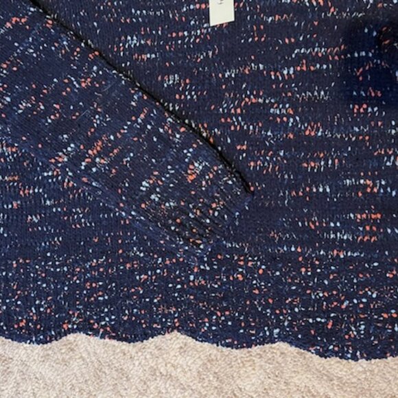 Francesca's Sweater, New - Picture 2 of 4